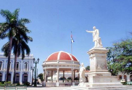 Фото города Сьенфуэгос Куба
