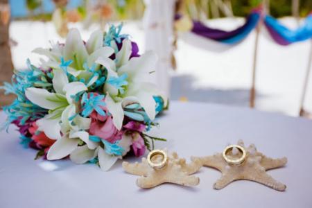 Свадебные букеты из тропических цветов - Фотографии