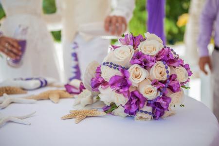 Свадебные букеты из роз - Фотографии
