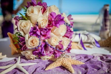Свадебные букеты из роз - Фотографии